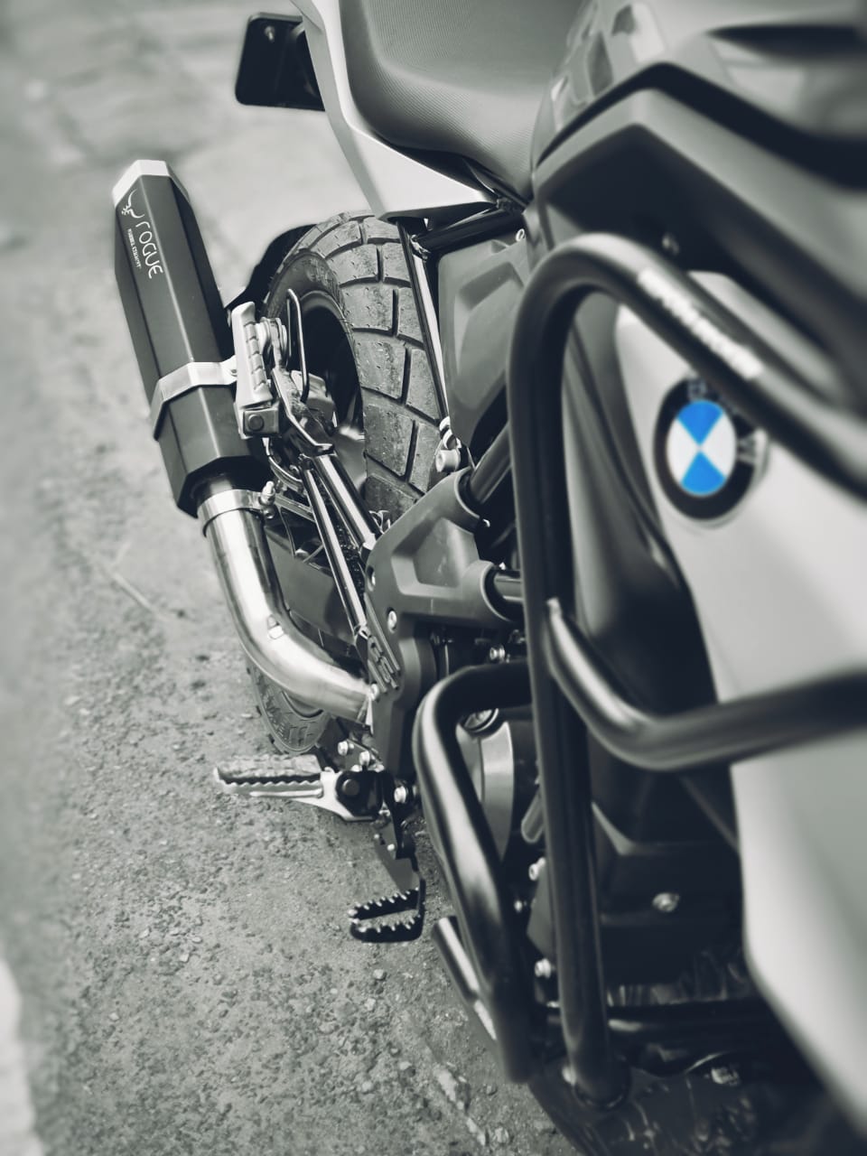 Barrel Rogue Exhaust for BMW G310R/GS